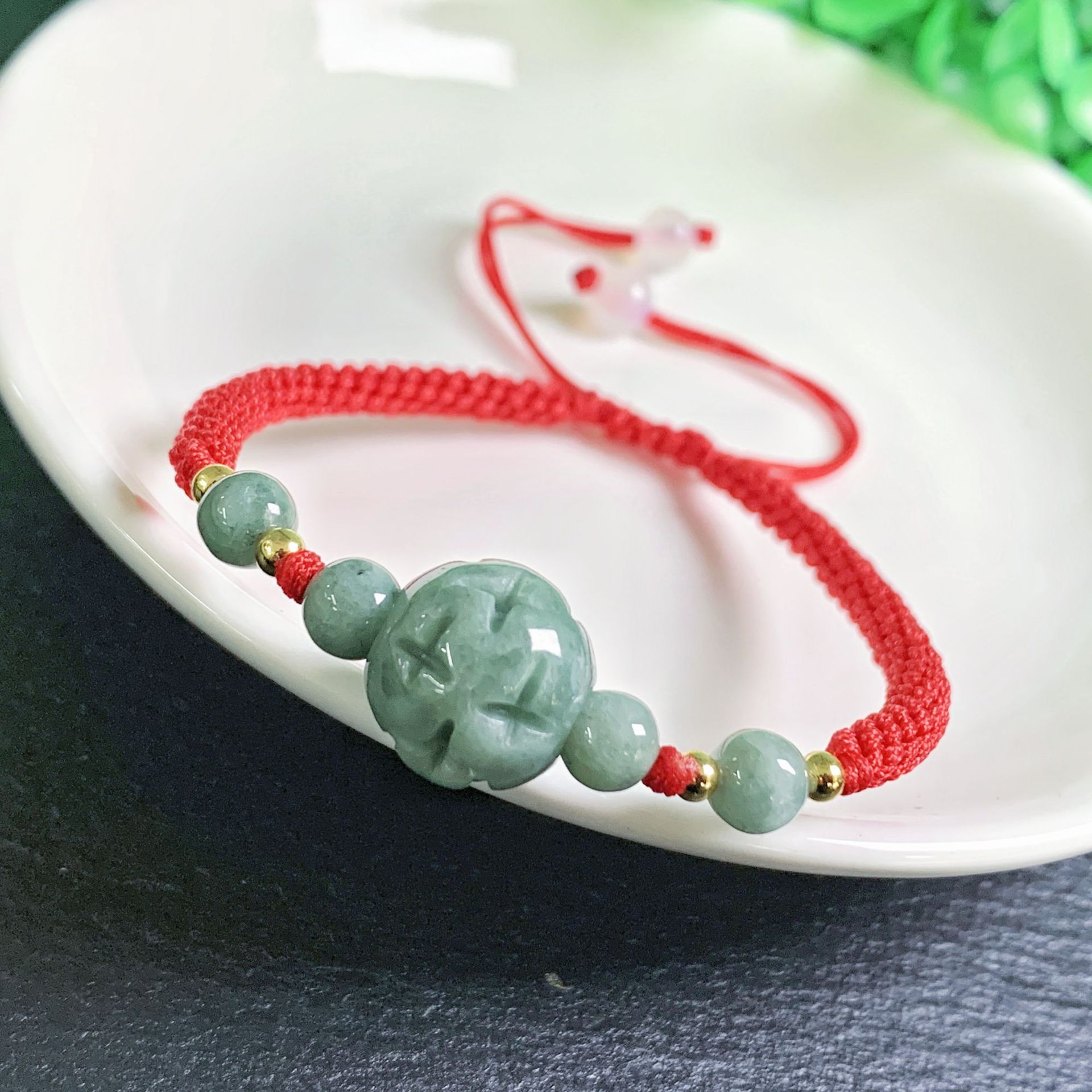 Bracelets - Ein Myanmar Jadeit Schnitzen Perlenarmband Natürliche