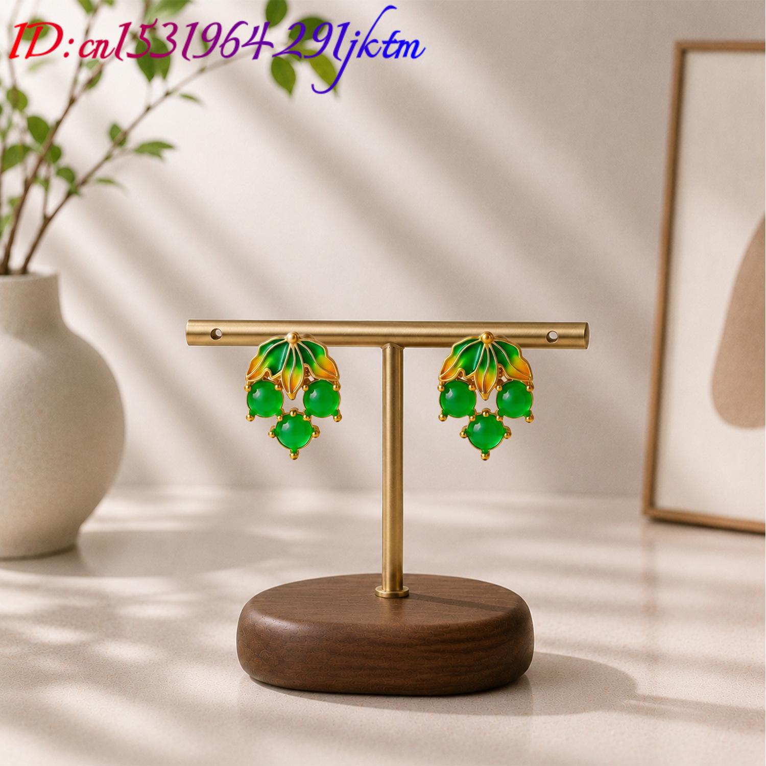 Burmesische Jadeit-Trauben-Ohr – Earrings Bewertung und Preis