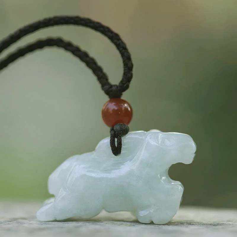 Natürliche Smaragd Chinesische – Necklaces Bewertung und Preis
